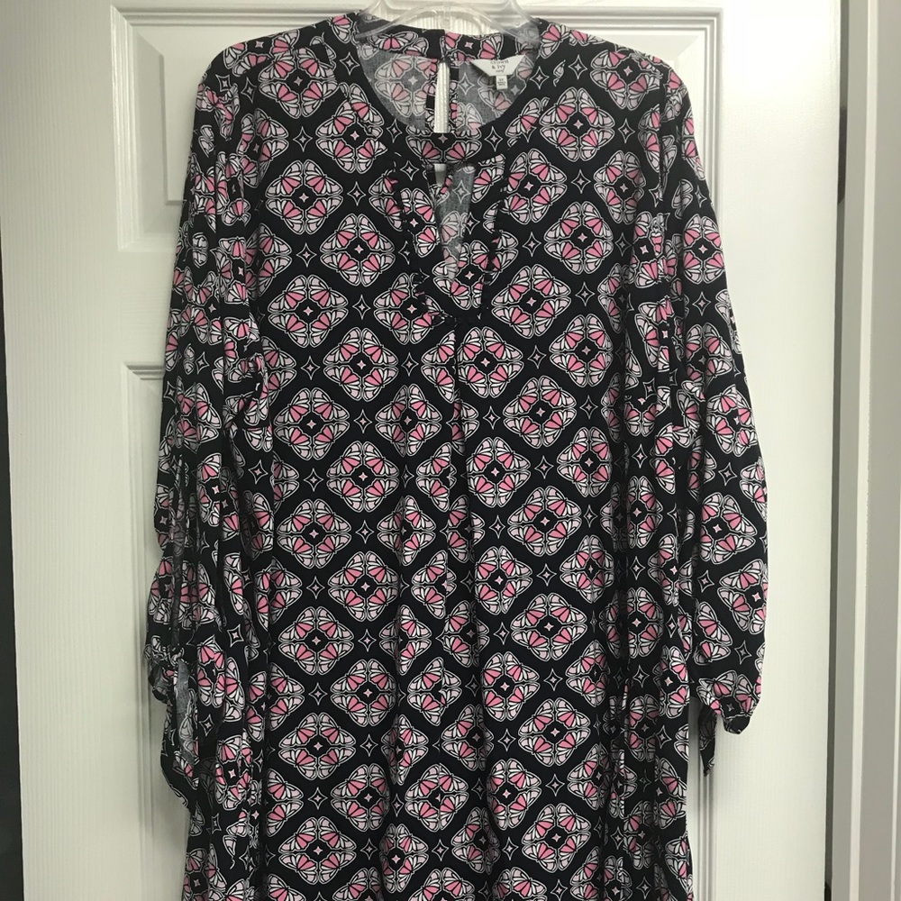 Crown and Ivy dress